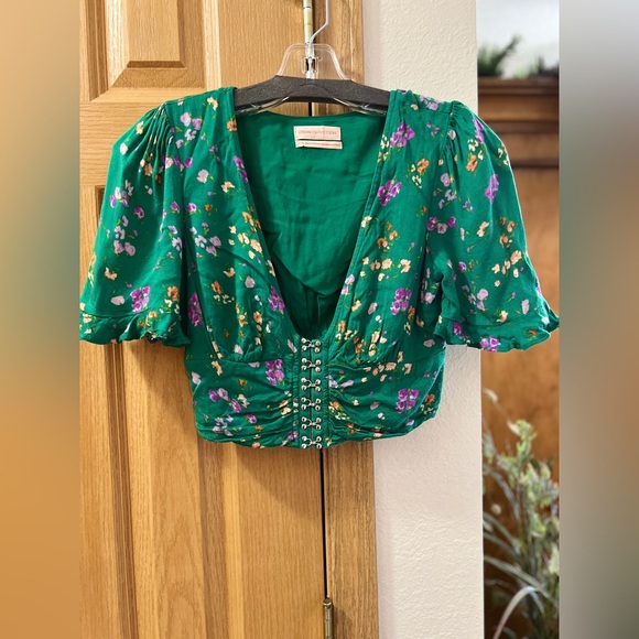 Urban Outfitters Tops - Urban Outfitters Small Green Multi Floral Crop blouse